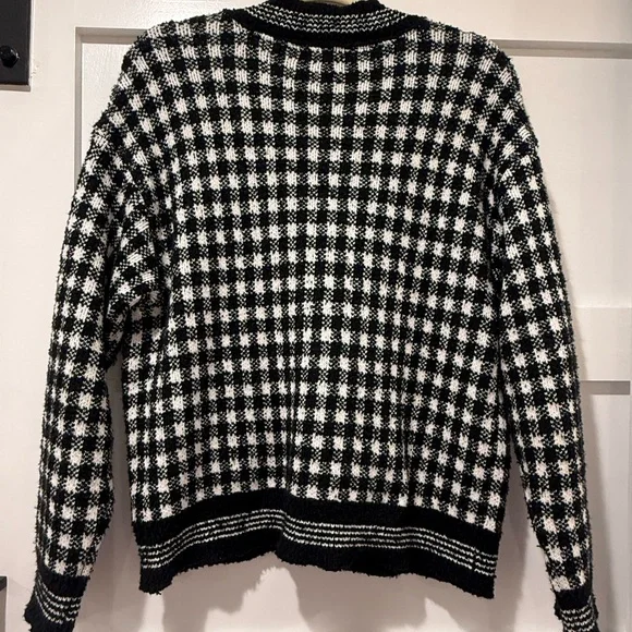 Aqua Black and White Houndstooth Knit Cardigan with Gold Accents - Picture 2 of 3